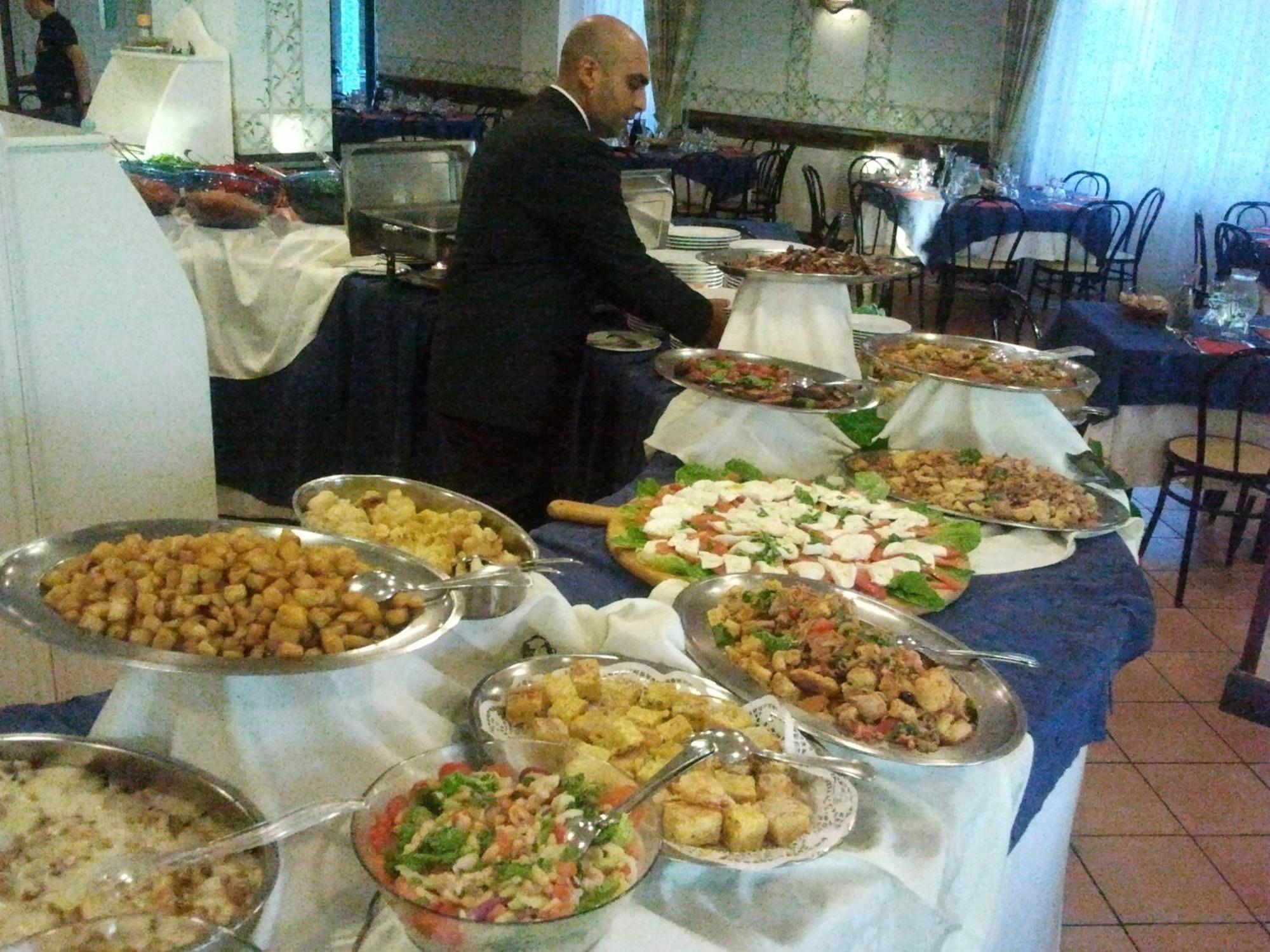 Hotel Club Sabbiadoro Battipaglia Eksteriør billede
