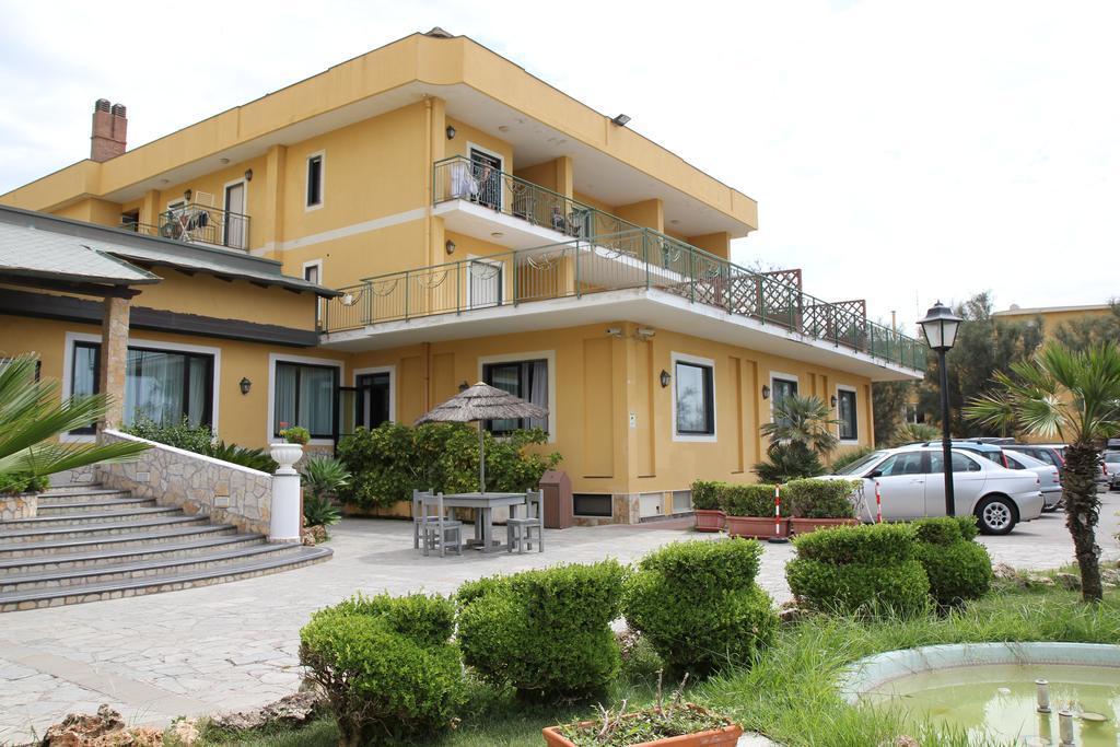 Hotel Club Sabbiadoro Battipaglia Eksteriør billede