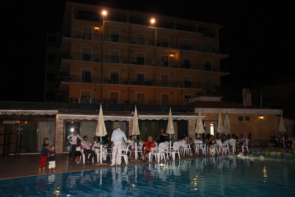 Hotel Club Sabbiadoro Battipaglia Eksteriør billede
